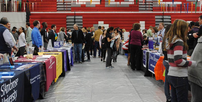 Niles West to Host College Night