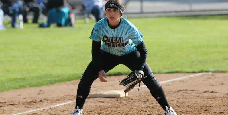 Niles West Girls Varsity Softball vs. Evanston