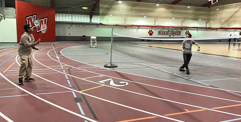 Badminton Club Returns to Niles West