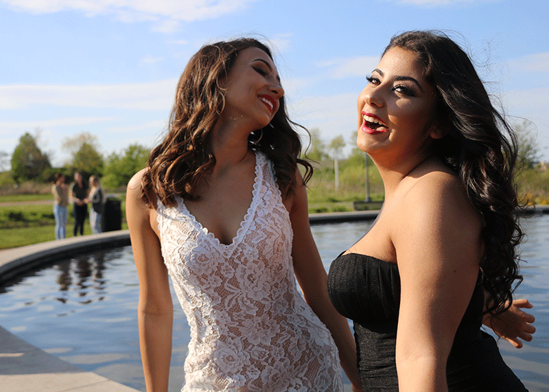 Photo by Isa Gil Prom